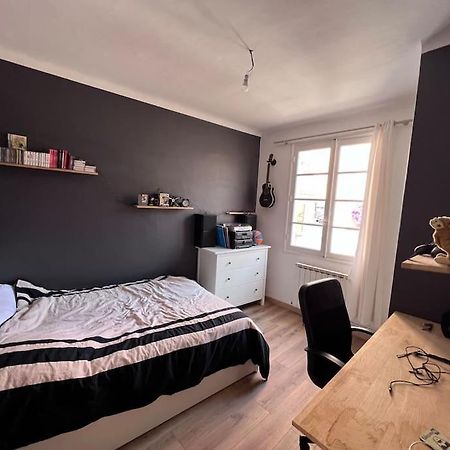 Maison Dans Les Rues Pietonnes Du Vieux Hyères المظهر الخارجي الصورة